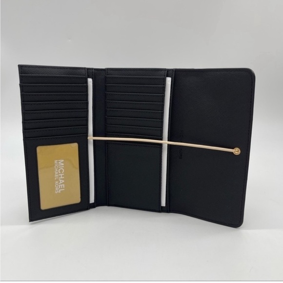 Michael Kors Large Trifold Wallet Black Leather Rich
Black/Gold - Picture 4 of 8